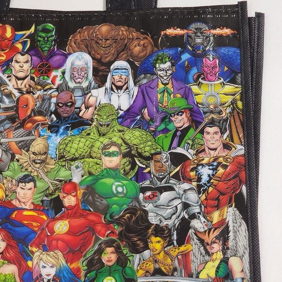 Disney Marvel Comic Book Characters Detailed Tote Bag NEW - Picture 5 of 12